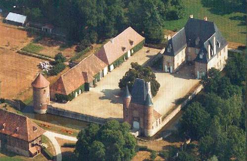 Château le Riau near Dornes, Central France.