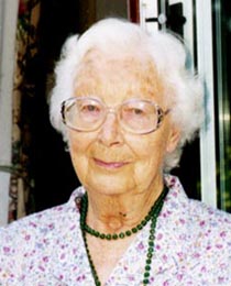 Patricia at home in Brent Knoll, 20 Aug 1997. Photo by Mike Bown